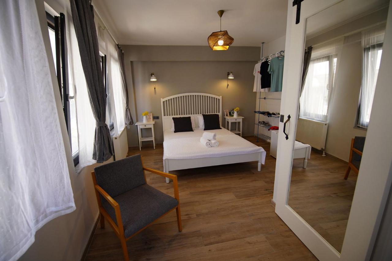 בוזקאדה Achilles Otel מראה חיצוני תמונה