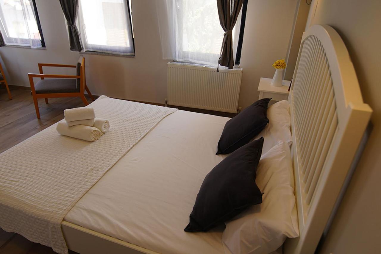 בוזקאדה Achilles Otel מראה חיצוני תמונה